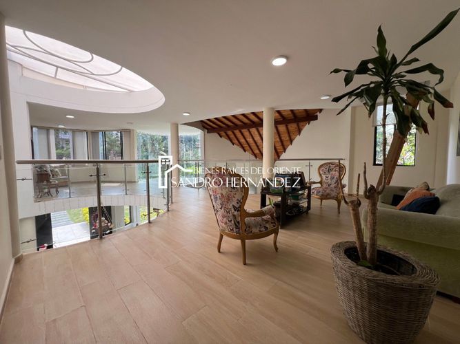 Casa de 4 alcobas en venta en Campo Verde, Piedecuesta, 328 m² · foto 8 de 22