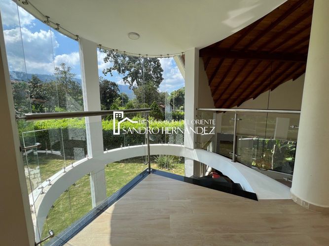 Casa de 4 alcobas en venta en Campo Verde, Piedecuesta, 328 m² · foto 12 de 22