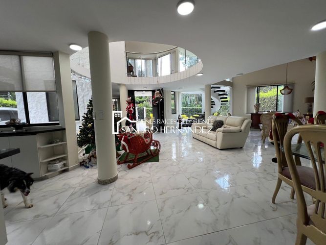 Casa de 4 alcobas en venta en Campo Verde, Piedecuesta, 328 m² · foto 13 de 22