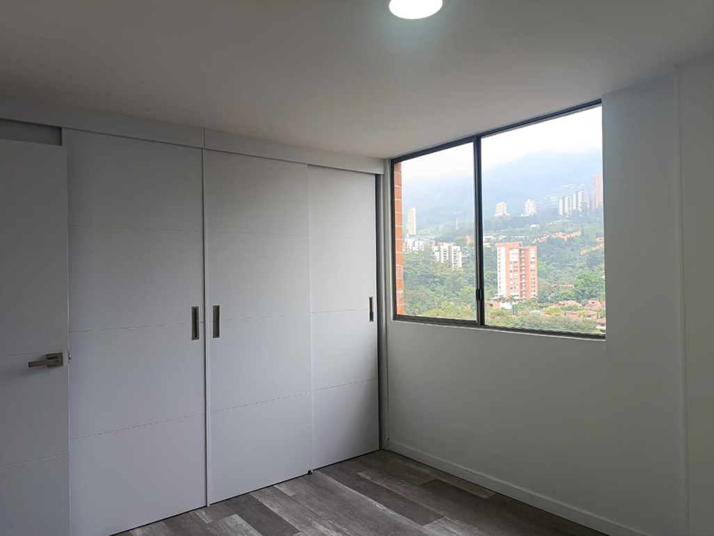 Apartamento en arriendo en El Poblado, Medellín · foto 14 de 18