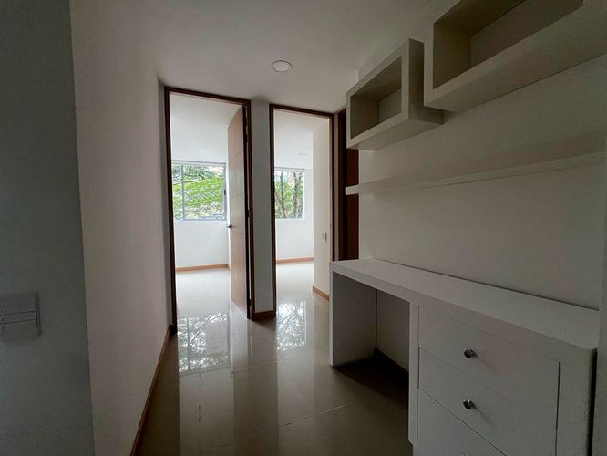 Apartamento de 3 alcobas en arriendo en Loma Del Esmeraldal, Envigado, 90 m² · foto 10 de 16