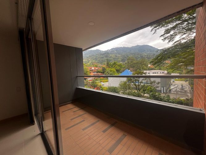 Apartamento de 3 alcobas en arriendo en Loma Del Esmeraldal, Envigado, 90 m² · foto 16 de 16