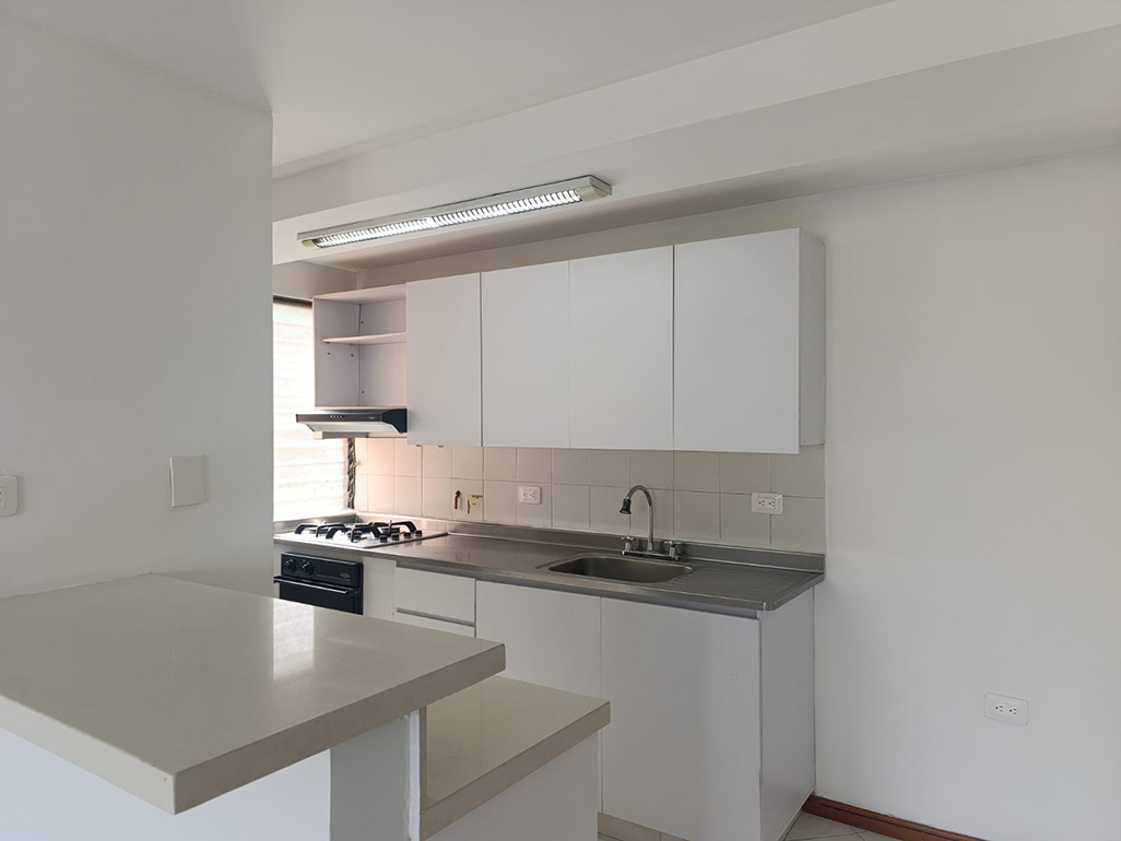 Apartamento en arriendo en El Poblado, Medellín · foto 5 de 15