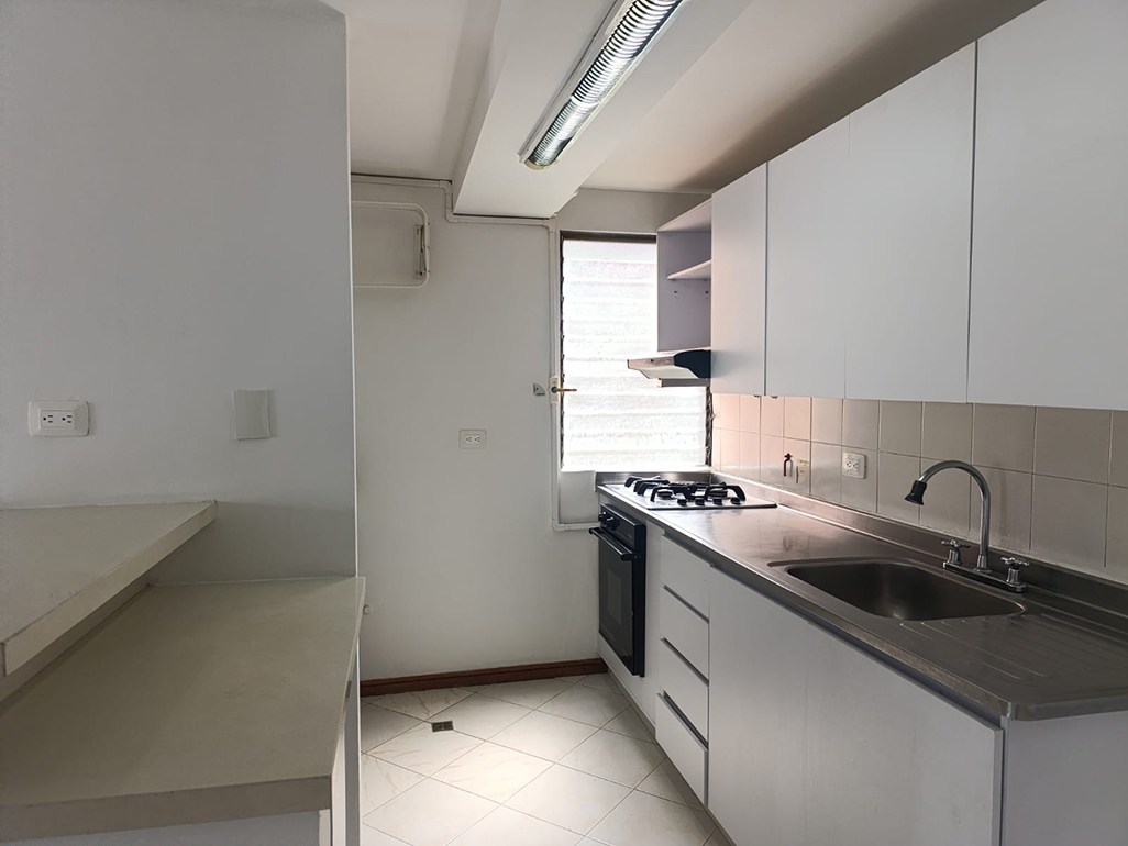 Apartamento en arriendo en El Poblado, Medellín · foto 7 de 15