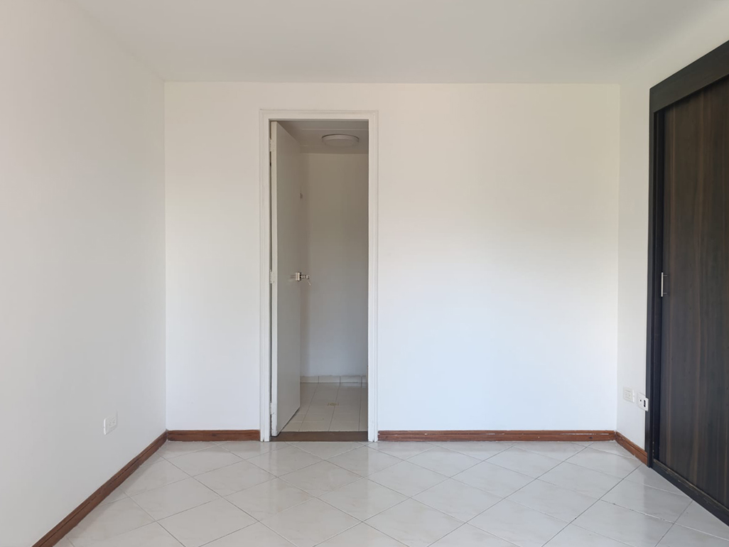 Apartamento en arriendo en El Poblado, Medellín · foto 10 de 15