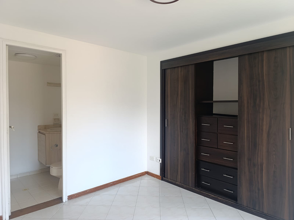 Apartamento en arriendo en El Poblado, Medellín · foto 12 de 15