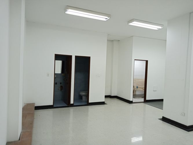 Local en arriendo en Sector Galeria Central, Pereira, 350 m² · foto 2 de 11