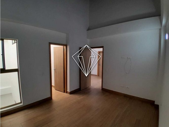 Casa de 4 alcobas en venta en La Ceja, 154 m² · foto 9 de 24
