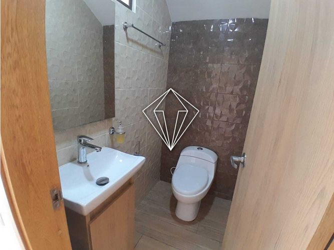 Casa de 4 alcobas en venta en La Ceja, 154 m² · foto 11 de 24