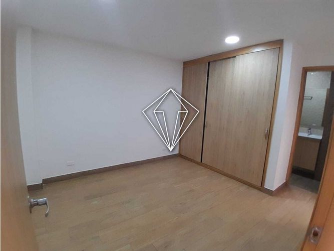 Casa de 4 alcobas en venta en La Ceja, 154 m² · foto 17 de 24