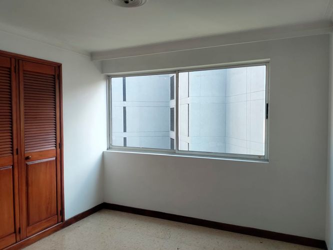 Apartamento en venta en El Poblado, Medellín · foto 12 de 20