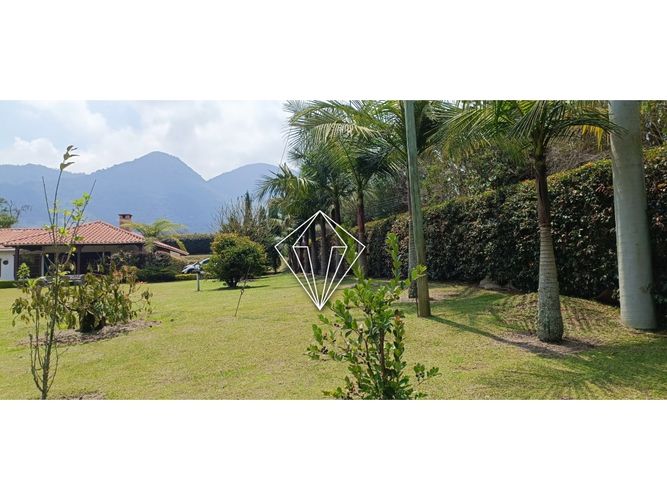 Finca en venta en El Carmen De Viboral, El Carmen de Viboral, 340 m² · foto 10 de 24