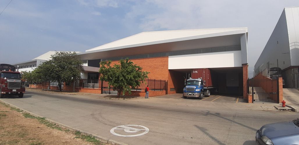 Bodega en arriendo en Brisas De Los Alamos, Cali, 4000 m² · foto 20 de 20