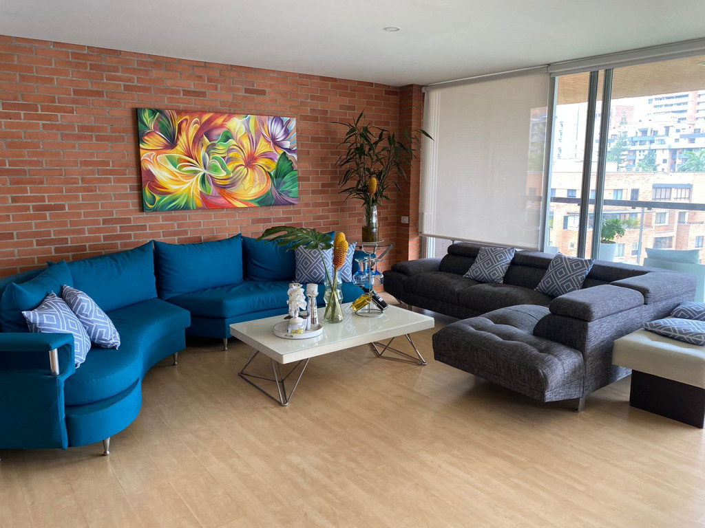 Apartamento en venta en El Poblado, Medellín [No disponible] 3