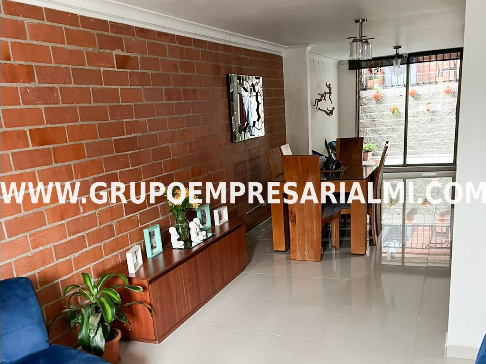 Apartaestudio for sale in Belén, Medellín 2