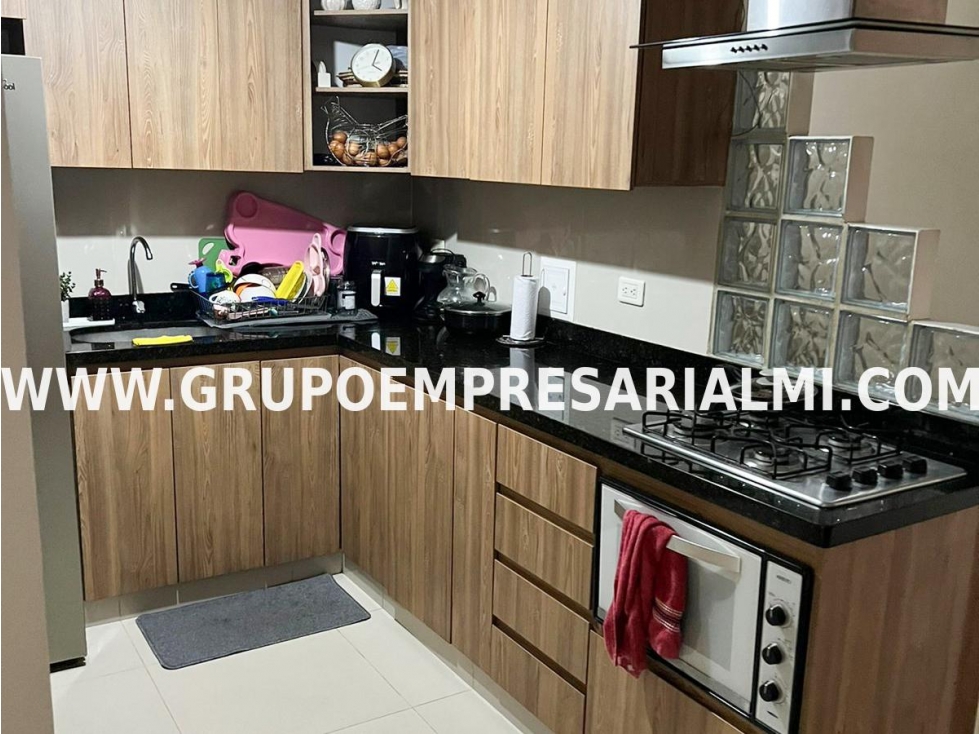 Apartaestudio for sale in Belén, Medellín 4