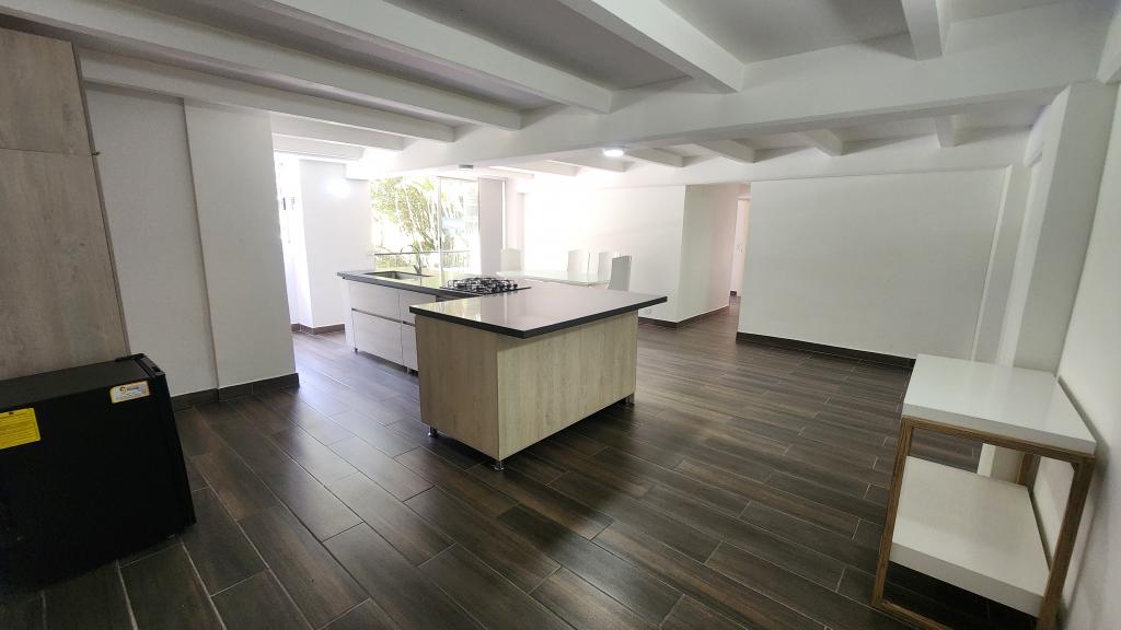 Apartamento en venta en El Poblado, Medellín [No disponible] 5