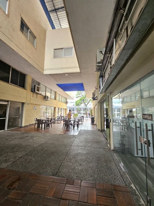 Local en venta en San Vicente, Cali, 78 m² · foto 3 de 18