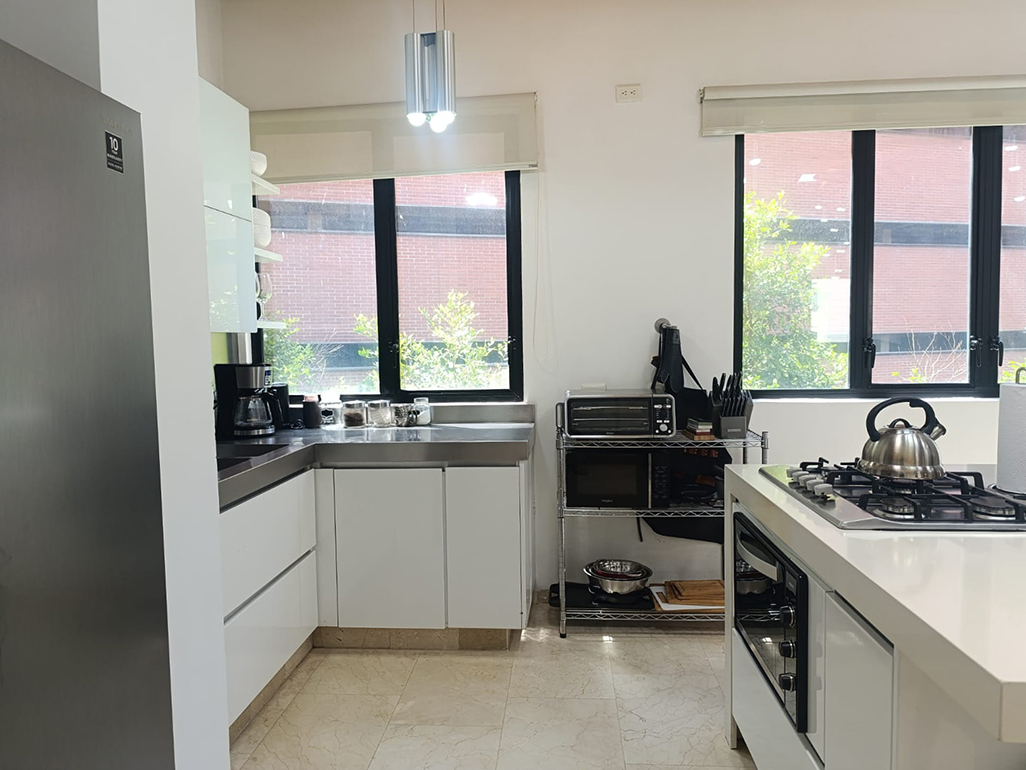 Apartamento en venta en El Poblado, Medellín · foto 9 de 19