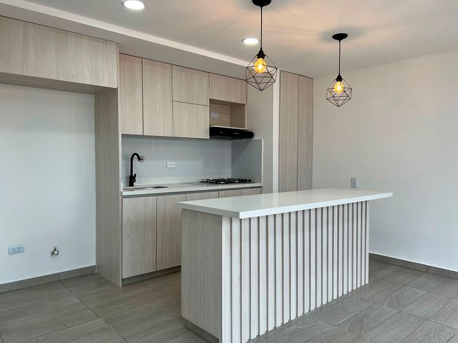 Apartamento de 2 alcobas en venta en Llano Grande, Rionegro, 75 m² · foto 4 de 12
