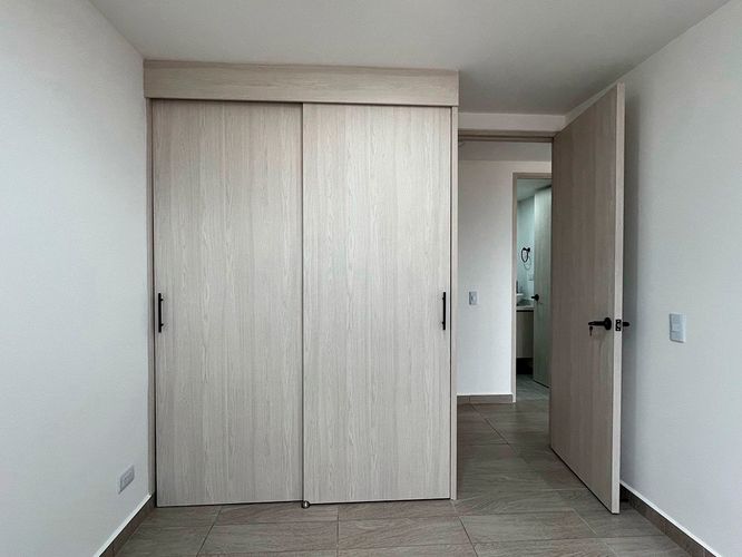Apartamento de 2 alcobas en venta en Llano Grande, Rionegro, 75 m² · foto 10 de 12