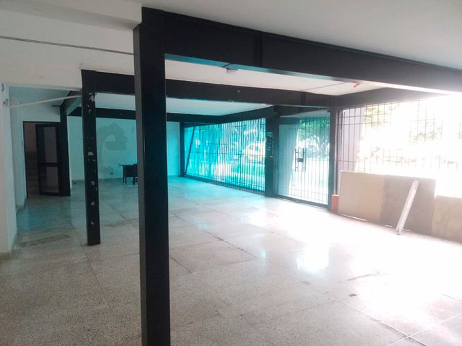 Local en venta en San Joaquín, Medellín, 1420 m² · foto 3 de 18