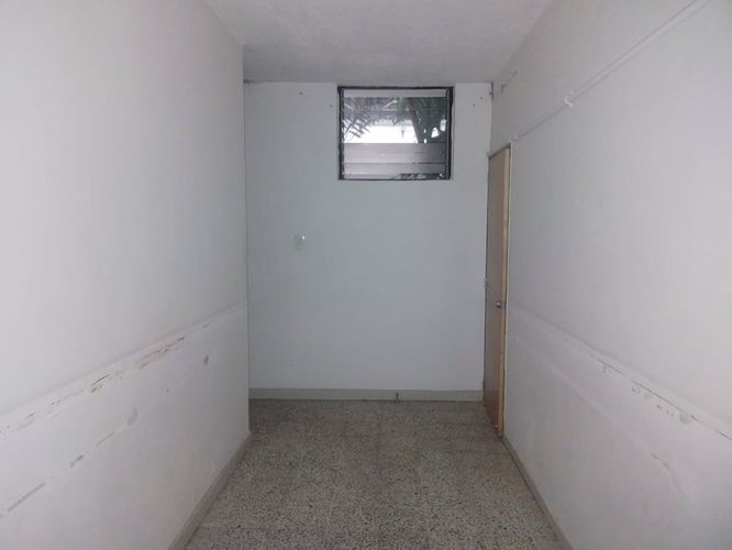 Local en arriendo en San Joaquín, Medellín, 1420 m² · foto 6 de 18