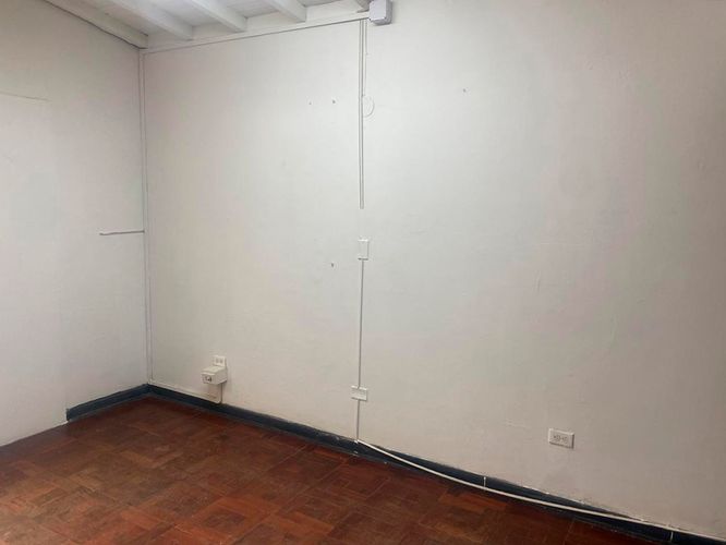 Oficina en arriendo en El Poblado, Medellín, 300 m² · foto 4 de 16