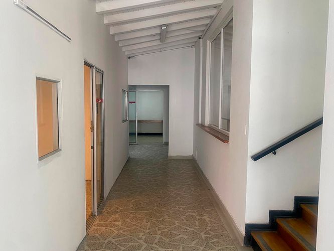 Oficina en arriendo en El Poblado, Medellín, 300 m² · foto 7 de 16