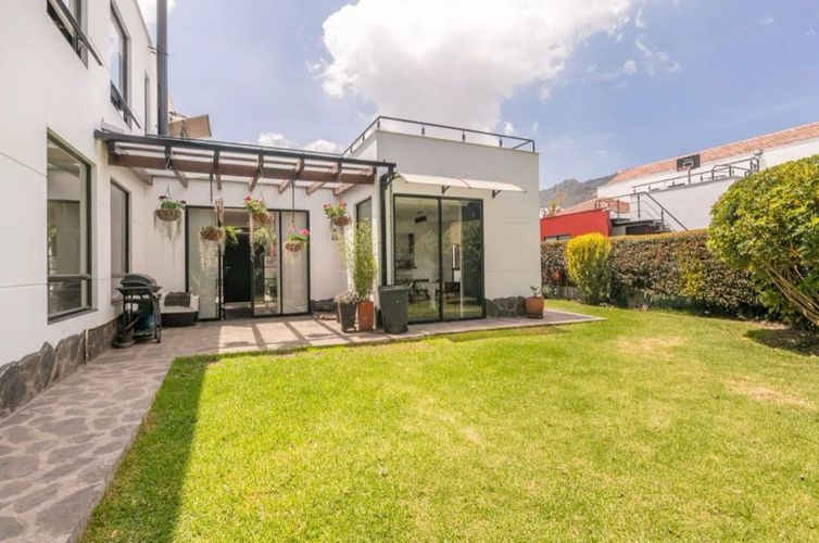 Casa de 4 alcobas en venta en Fonquetá, Chía, 244 m² · foto 4 de 24
