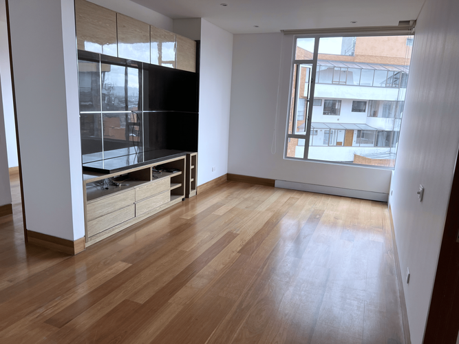 Apartamento de 4 alcobas en venta en Los Rosales, Bogotá, 375 m² · foto 24 de 24