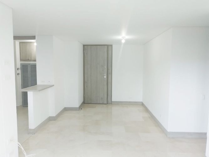 Apartamento de 2 alcobas en arriendo en Laureles, Medellín, 75 m² · foto 6 de 16
