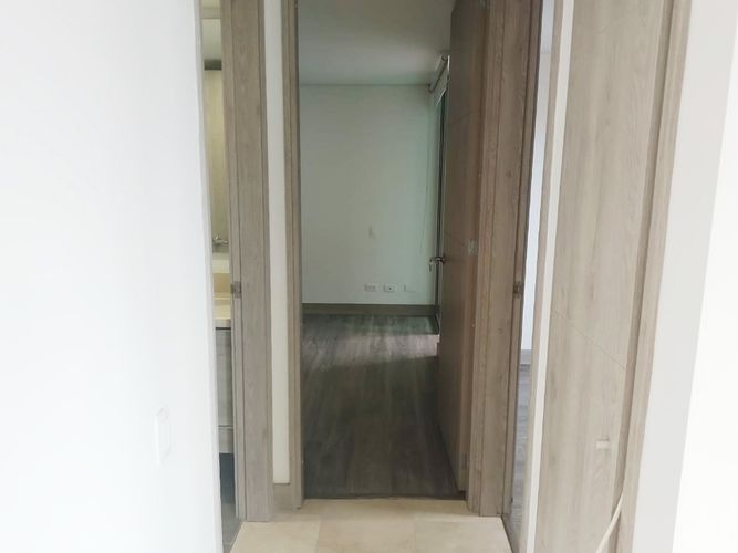 Apartamento de 2 alcobas en arriendo en Laureles, Medellín, 75 m² · foto 7 de 16