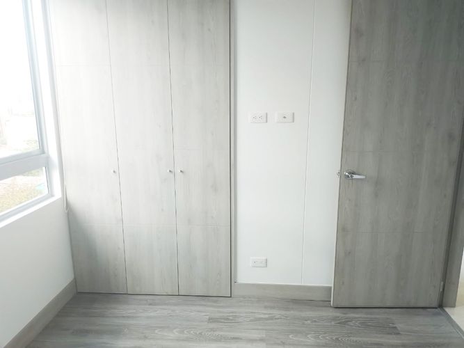 Apartamento de 2 alcobas en arriendo en Laureles, Medellín, 75 m² · foto 11 de 16
