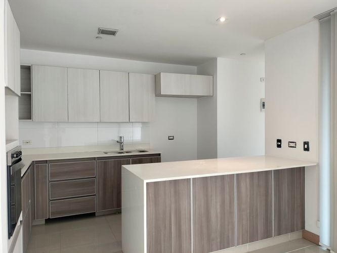 Apartamento de 3 alcobas en arriendo en El Poblado, Medellín, 146 m² · foto 8 de 20