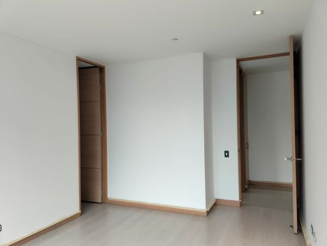 Apartamento de 3 alcobas en arriendo en El Poblado, Medellín, 146 m² · foto 11 de 20
