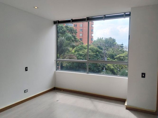 Apartamento de 3 alcobas en arriendo en El Poblado, Medellín, 146 m² · foto 16 de 20