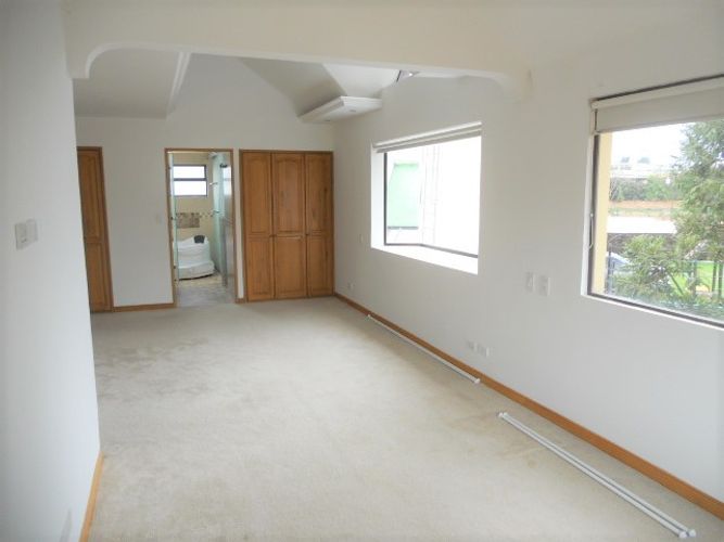 Casa de 4 alcobas en venta en Lagos De Torca, Bogotá, 278 m² · foto 9 de 24