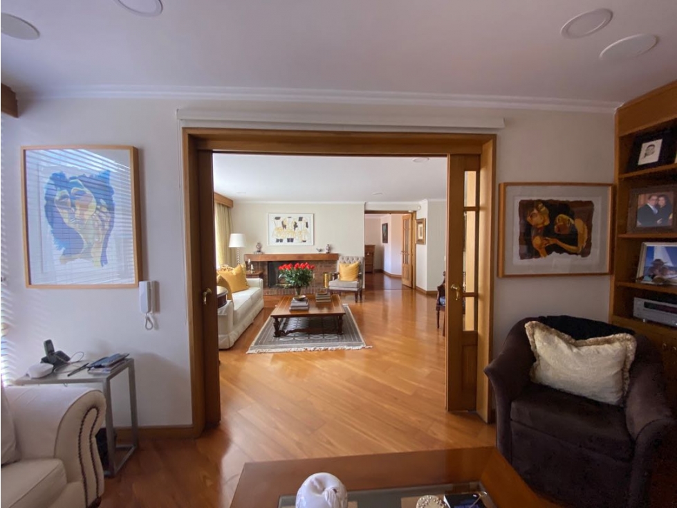 Apartamento en venta en Chico, Bogotá · foto 8 de 19