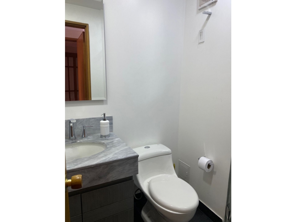Apartamento en venta en Chico, Bogotá · foto 16 de 19