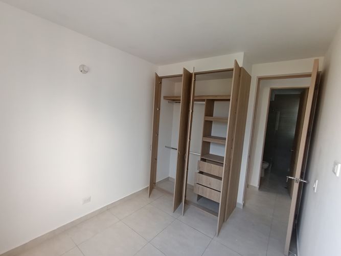Apartamento de 3 alcobas en venta en Picaleña Y Mirolindo, Ibagué, 105 m² · foto 19 de 24