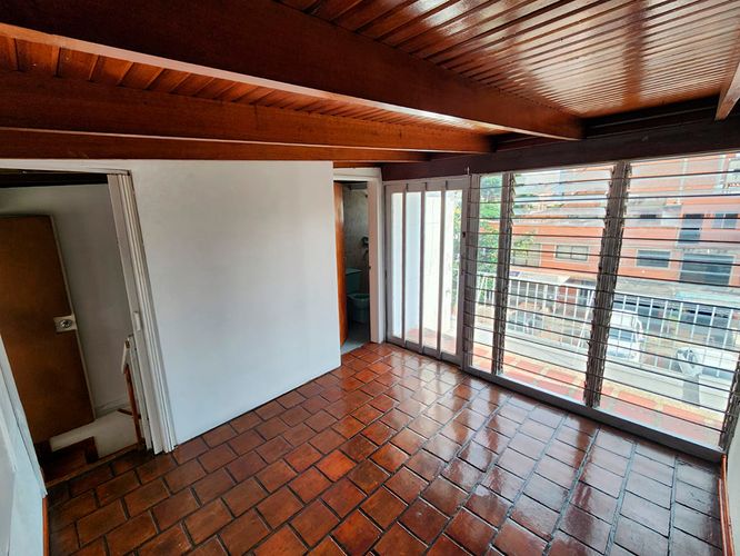 Local en arriendo en Laureles, Medellín, 200 m² · foto 2 de 19