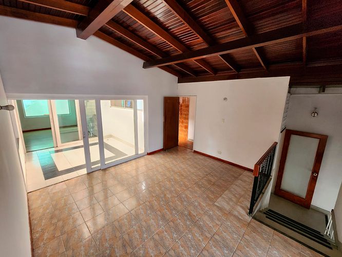 Local en arriendo en Laureles, Medellín, 200 m² · foto 5 de 19
