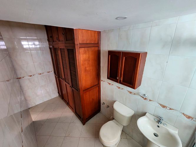 Local en arriendo en Laureles, Medellín, 200 m² · foto 18 de 19