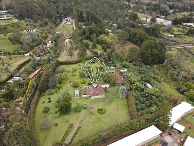 Finca en venta en San Nicolas, La Ceja, 534 m² · foto 4 de 24