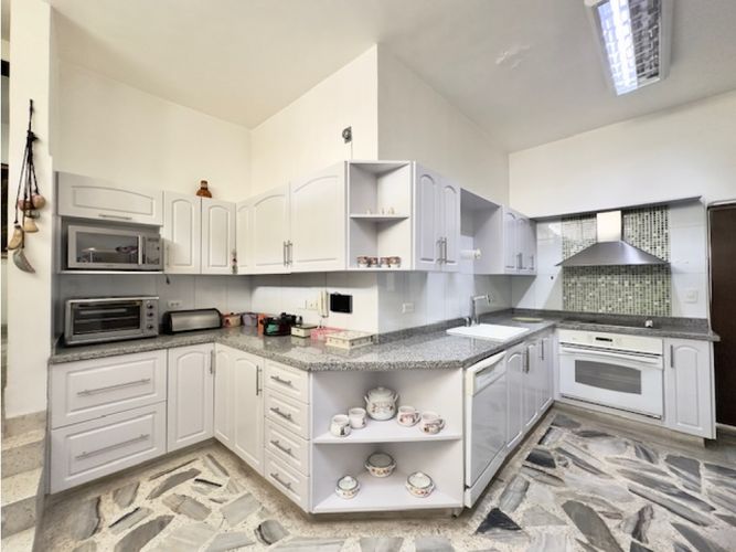 Casa de 3 alcobas en venta en Tejares - Cristales, Cali, 370 m² · foto 17 de 24