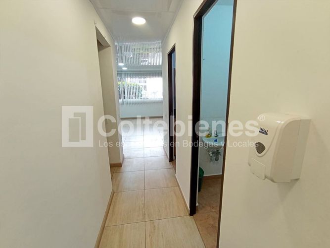 Bodega en arriendo en Sajonia, Rionegro, 780 m² · foto 3 de 17