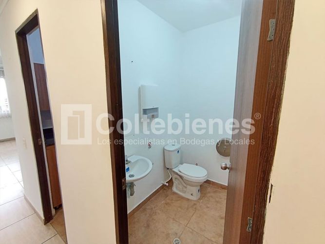 Bodega en arriendo en Sajonia, Rionegro, 780 m² · foto 4 de 17
