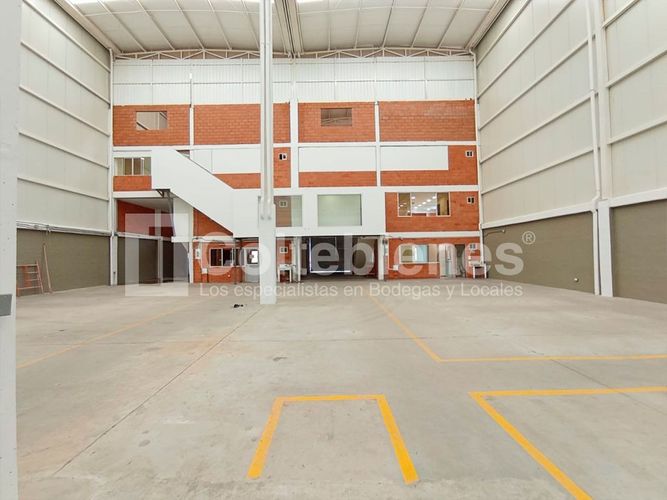 Bodega en arriendo en Sajonia, Rionegro, 780 m² · foto 7 de 17