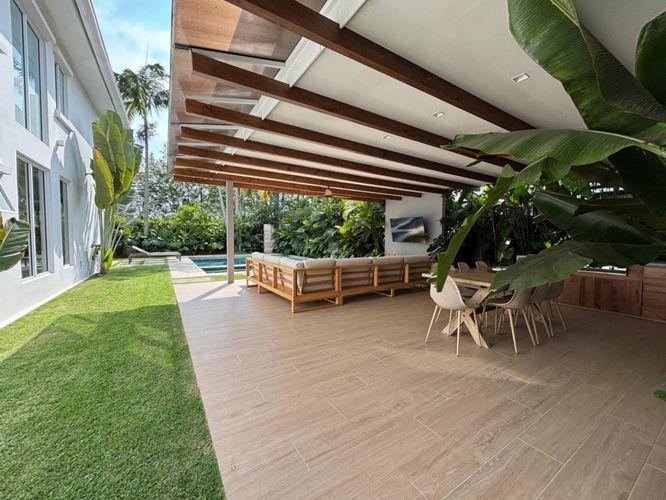 Casa de 4 alcobas en venta en Pance, Cali, 318 m² · foto 2 de 21